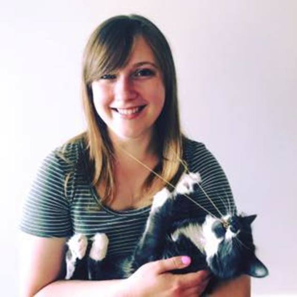 Meet your Posher, Candra - Picture 2 of 2